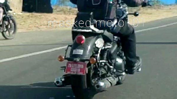 Royal Enfield 650 Cruiser Spotted: रॉयल एनफील्ड की 650 सीसी क्रूजर टेस्टिंग करते आई नजर, जानें