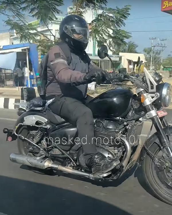 Royal Enfield 650 Cruiser Spotted: रॉयल एनफील्ड की 650 सीसी क्रूजर टेस्टिंग करते आई नजर, जानें