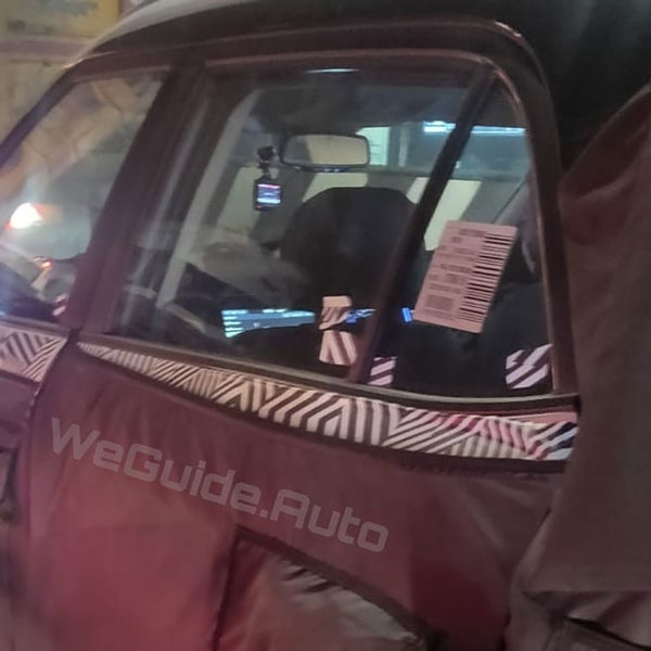 Hyundai Creta 7-Seater Spied: हुंडई क्रेटा 7-सीटर टेस्टिंग के दौरान दिखी, इंटीरियर की जानकारियां आई सामने