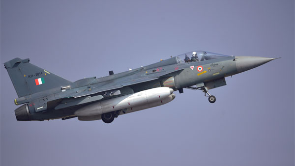 Aero India 2021 Exhibition: एयरो इंडिया 2021 प्रदर्शनी का हुआ आगाज, शामिल होने के लिए यह है नियम