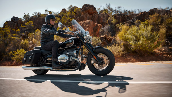 New BMW R 18 Classic Launched: बीएमडब्ल्यू आर 18 क्लासिक भारत में हुई लॉन्च, कीमत 24 लाख रुपये