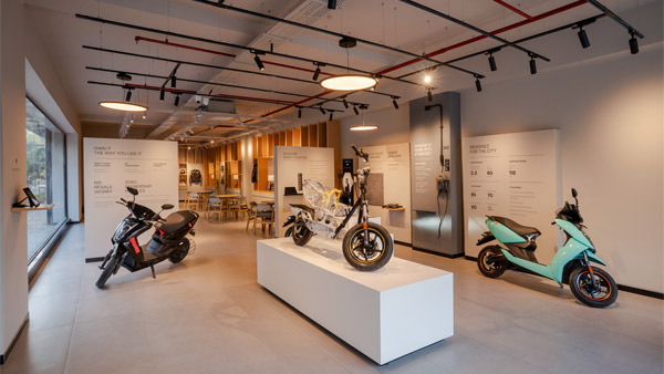 Ather Energy New Retail Outlet: एथर एनर्जी ने अहमदाबाद में खोला अपना नया रीटेल आउटलेट, जानें