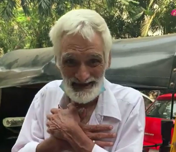 पोती की पढ़ाई के लिए मुंबई के ऑटो ड्राइवर ने बेचा अपना घर, फिर मिला 24 लाख रुपये का दान