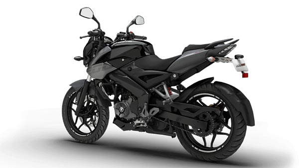 Bajaj Pulsar 250 Spied Testing: बजाज लाने वाली है पल्सर की 250 सीसी मॉडल, मिलेगा नया ऑयल कूल्ड इंजन