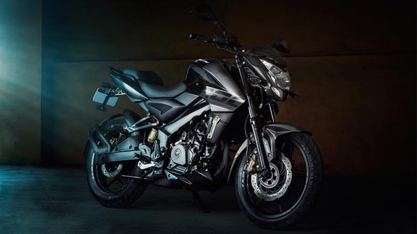 Bajaj Pulsar 250 Spied Testing: बजाज लाने वाली है पल्सर की 250 सीसी मॉडल, मिलेगा नया ऑयल कूल्ड इंजन