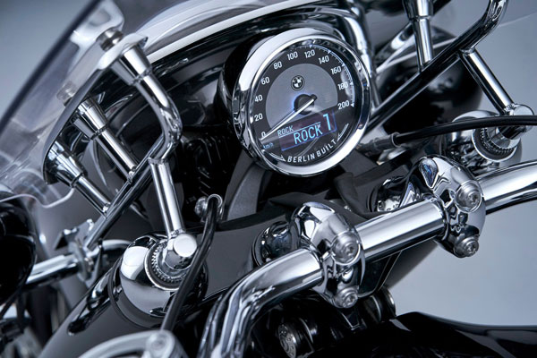 New BMW R 18 Classic Launched: बीएमडब्ल्यू आर 18 क्लासिक भारत में हुई लॉन्च, कीमत 24 लाख रुपये