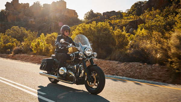 New BMW R 18 Classic Launched: बीएमडब्ल्यू आर 18 क्लासिक भारत में हुई लॉन्च, कीमत 24 लाख रुपये