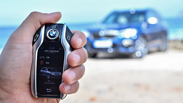 BMW X3 xDrive30i SportX Launch: बीएमडब्ल्यू एक्सड्राइव30आई स्पोर्टएक्स भारत में हुई लॉन्च, कीमत 56.50 लाख रुपये