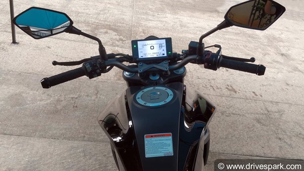 CFMoto 300NK BS6 Unveiled: सीएफमोटो 300एनके बीएस6 जल्द होगी लाॅन्च, जानें क्या हैं फीचर्स