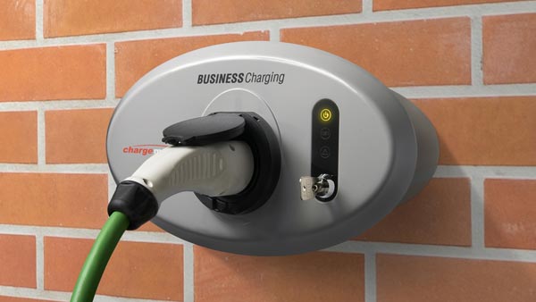 Mumbai To Get EV Charging Points: मुंबई के प्रमुख रेलवे स्टेशनों पर लगेंगे ईवी चार्जिंग प्वाइंट, प्लान तैयार
