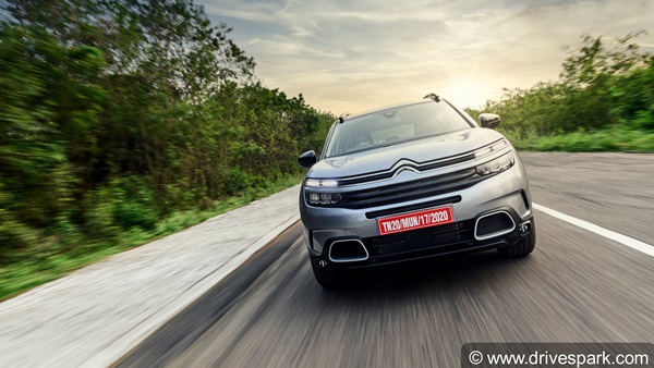 Citroen C5 Aircross Review In Hindi: सिट्रोन सी5 एयरक्रॉस सी5 रिव्यू: डिज़ाइन, फीचर्स, इंजन, परफॉर्मेंस, हैंडलिंग जानकारी