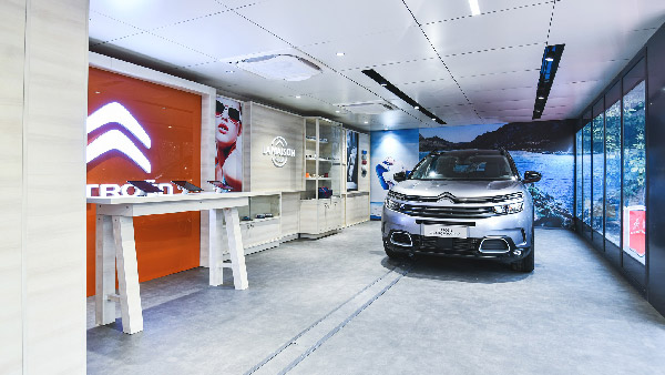 Citroen Launches Mobile Showroom: सिट्रोन ने भारत में पेश किया मोबाइल शोरूम, सी5 जल्द होगी लॉन्च