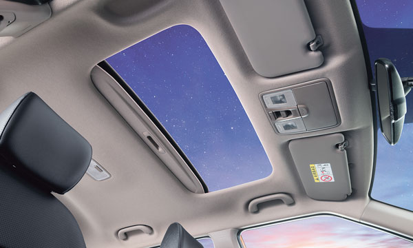 Hyundai Alcazar SUV Interior Spied: हुंडई अल्काजार की इंटीरियर टेस्टिंग के दौरान पहली बार आई नजर, देखें तस्वीरें