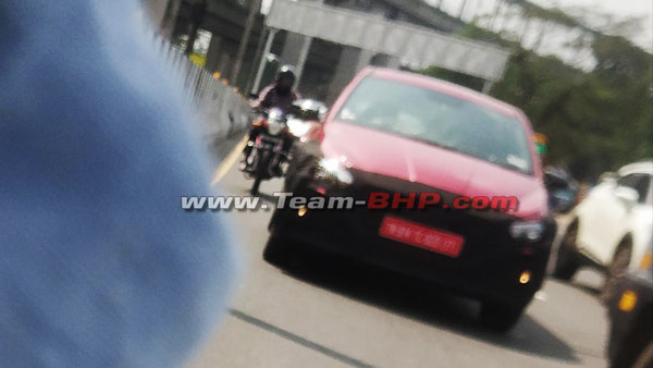 Hyundai i20 N-Line Spied Testing: हुंडई आई20 एन लाइन टेस्टिंग करते आई नजर, इस साल होगी लॉन्च