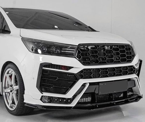 Toyota Innova Crysta Modified: टोयोटा इनोवा क्रिस्टा को उरुस स्टाइल में किया मॉडिफाई, लग रही बेहद खतरनाक