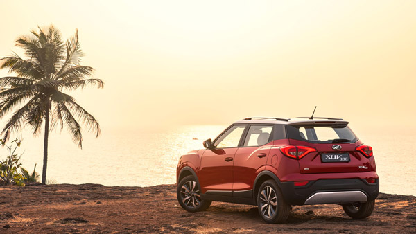 Mahindra XUV300 AutoSHIFT Launched: महिंद्रा एक्सयूवी300 ऑटोशिफ्ट ट्रांसमिशन के साथ हुई लाॅन्च, जानें