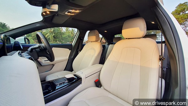 Mercedes A-Class Limousine Review In Hindi: मर्सिडीज बेंज ए-क्लास लिमोजिन रिव्यू: लुभावनी स्टाइल व डिजाईन!