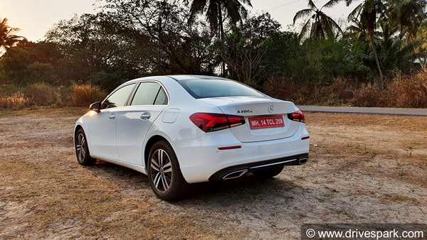 Mercedes A-Class Limousine Review In Hindi: मर्सिडीज बेंज ए-क्लास लिमोजिन रिव्यू: लुभावनी स्टाइल व डिजाईन!