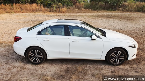 Mercedes A-Class Limousine Review In Hindi: मर्सिडीज बेंज ए-क्लास लिमोजिन रिव्यू: लुभावनी स्टाइल व डिजाईन!