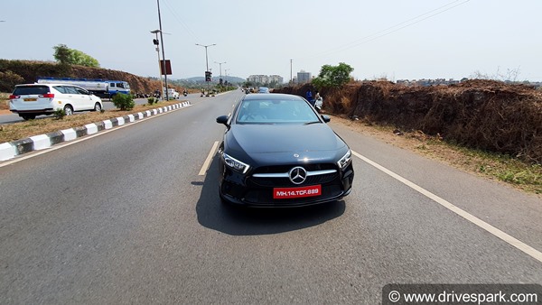 Mercedes A-Class Limousine Review In Hindi: मर्सिडीज बेंज ए-क्लास लिमोजिन रिव्यू: लुभावनी स्टाइल व डिजाईन!