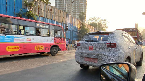 MG ZS Petrol Spotted Testing: एमजी जेडएस पेट्रोल टेस्टिंग के दौरान आई नजर, जल्द होगी लॉन्च