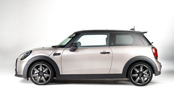 2021 Mini 3-Door Facelift Spotted Testing: नई मिनी 3-डोर फेसलिफ्ट टेस्टिंग करते आई नजर, जल्द लॉन्च