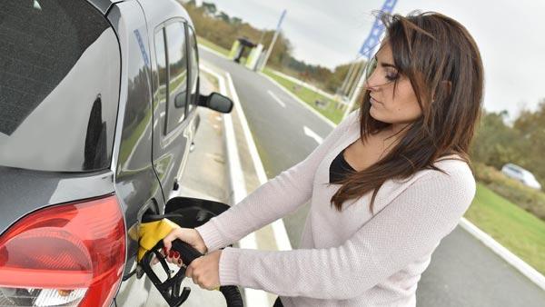 Farm Cess On Petrol & Diesel: सरकार पेट्रोल व डीजल पर लगाएगी एग्री इंफ्रा टैक्स, पर नहीं बढ़ेगी कीमत