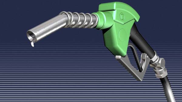 Petrol-Diesel Price Hike: आम लोग करते है बस से सफर, बीजेपी के मंत्री नें फ्यूल की बढ़ती कीमतों पर दिया बचकाना बयान