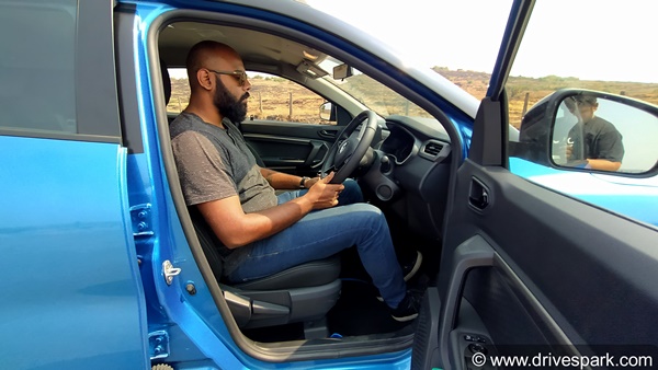 Renault Kiger Review In Hindi: रेनॉल्ट काइगर रिव्यू: डिज़ाइन, फीचर्स, इंजन, हैंडलिंग जानकारी