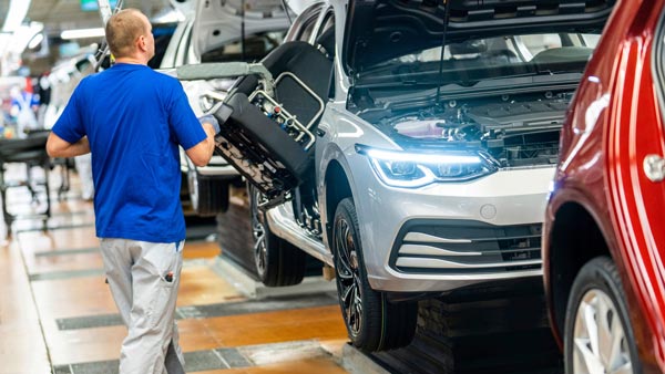Volkswagen Partners With Microsoft: ऑटोनोमस कार तकनीक के लिए फॉक्सवैगन और माइक्रोसॉफ्ट ने मिलाया हाथ