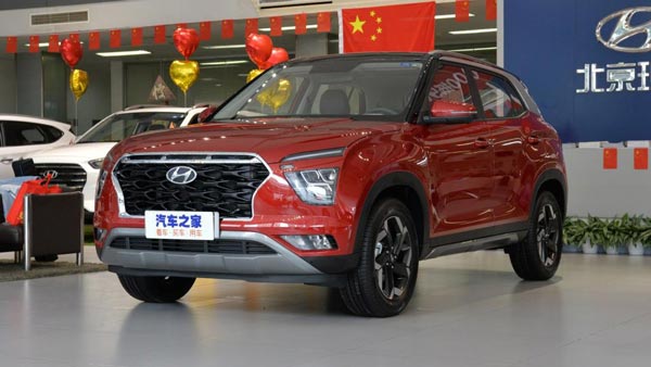 Hyundai Alcazar Spotted Testing: हुंडई की अल्काजार टेस्टिंग के दौरान आई नजर, मई में हो सकती है लॉन्च