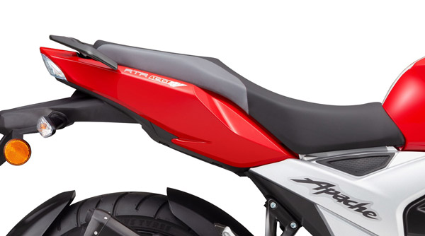 2021 TVS Apache RTR 160 4V Launched: नई टीवीएस अपाचे आरटीआर 160 4वी भारत में हुई लॉन्च, कीमत 1.07 लाख रुपये से शुरू