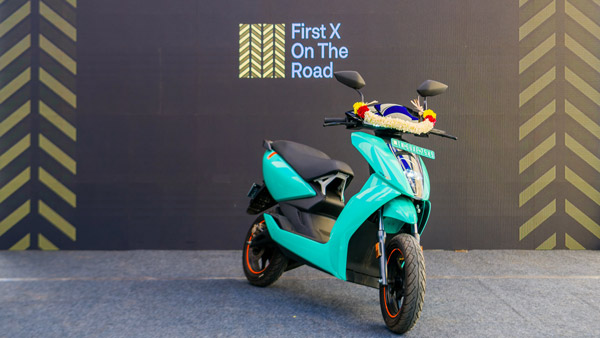 Ather Starts Delivery In Coimbatore: एथर एनर्जी ने कोयंबटूर में अपने स्कूटर की डिलीवरी शुरू की, देखें तस्वीरें