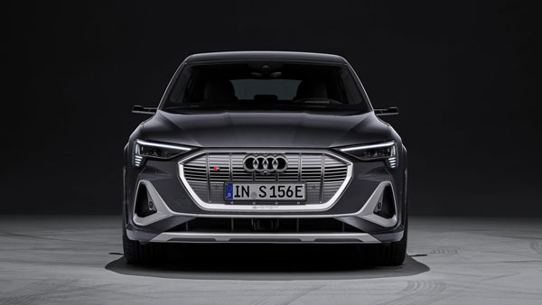 Audi e-tron & e-tron Sportback Launch Details: ऑडी ई-ट्रॉन व ई-ट्रॉन स्पोर्टबैक इस साल मध्य में होगी लॉन्च