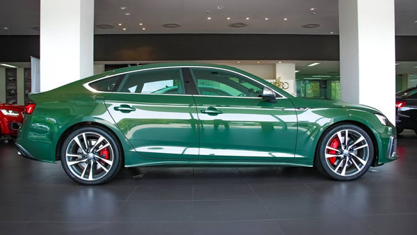 2021 Audi S5 Sportback Reaches Dealership: नई ऑडी एस5 स्पोर्टबैक पहुंची डीलरशिप, जल्द शुरू होगी डिलीवरी