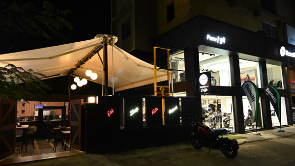 Benelli New Showroom In Pune: बेनेली ने पुणे में खोला अपना 40वां डीलरशिप, जिसमें है पहला बेनेली कैफे