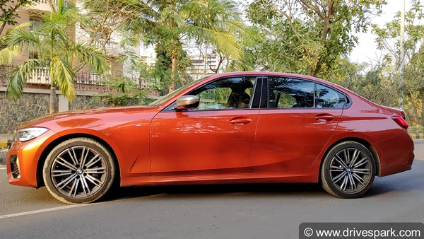 BMW M340i xDrive Launched: बीएमडब्ल्यू एम340आई एक्स ड्राइव भारत में हुई लाॅन्च, जानें कीमत व फीचर्स