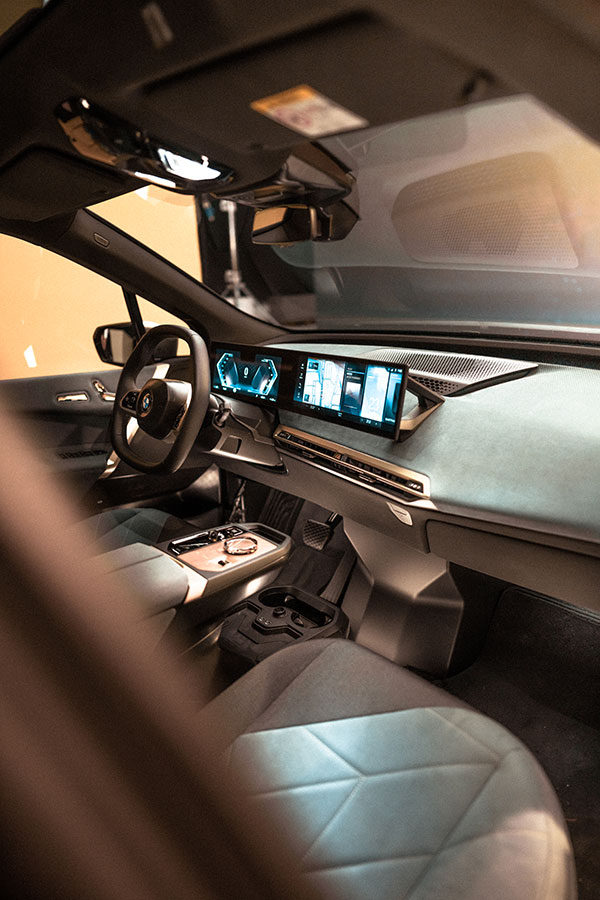 BMW Unveils iDrive 8 Infotainment System: बीएमडब्ल्यू ने आईड्राइव 8 इंफोटेनमेंट सिस्टम का किया खुलासा