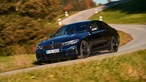 BMW M340i xDrive Bookings: बीएमडब्ल्यू एम340आई एक्सड्राइव की बुकिंग आज से होगी शुरू, इतने में कर सकते हैं बुक