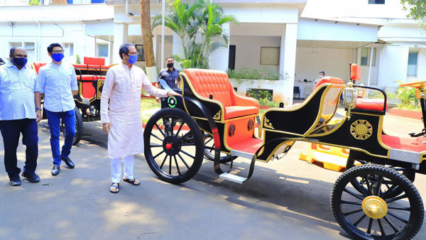 Electric Victoria Carriages Launched: इलेक्ट्रिक विक्टोरिया कैरिज मुंबई में हुई लॉन्च, नए अवतार में की वापसी