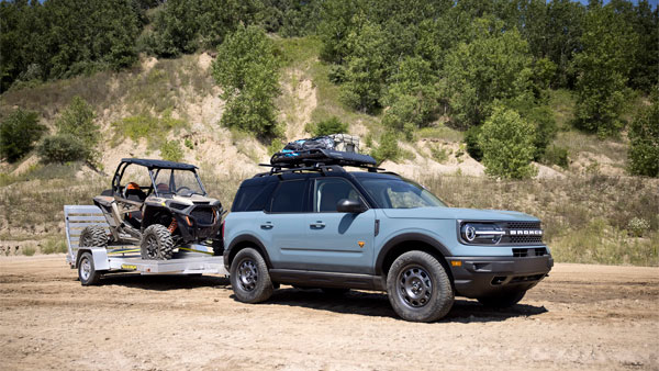 Ford Bronco 1st Unit Auctioned: फोर्ड ब्रोंको के पहले यूनिट की हुई नीलामी, जानें कितने में बिकी