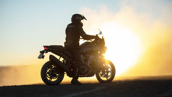 Harley Davidson Pan America 1250: हार्ले-डेविडसन पैन अमेरिका का उत्पादन हुआ शुरू, जल्द होगी भारत में लॉन्च