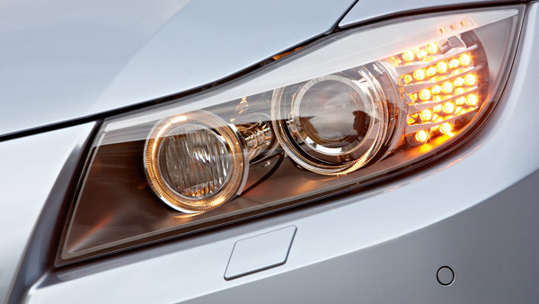 What Is Headlamp Washers: क्या है हेडलैंप वाशर और कितनी काम का है यह फीचर, जानें