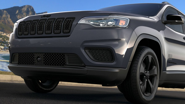 Jeep Cherokee Freedom Edition Launched: जीप चेरोकी एसयूवी फ्रीडम एडिशन माॅडल हुई लाॅन्च, जानें क्या है खास