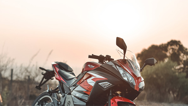 Kabira Electric Bikes Booking Milestone: कबीरा की इलेक्ट्रिक बाइक्स की 5,000 यूनिट्स हुईं बुक, पहला बैच खत्म