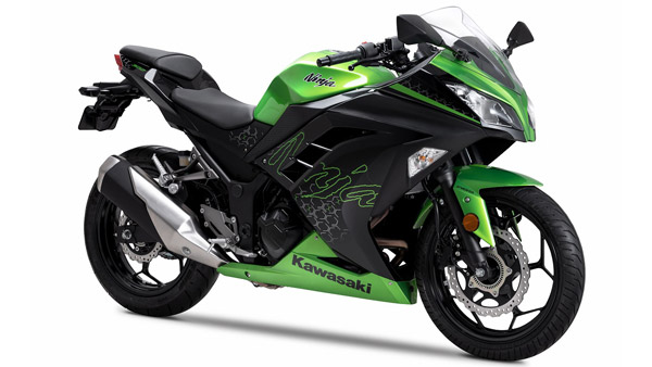 Kawasaki Ninja 300 BS6 Launched: कावासाकी निंजा 300 बीएस6 भारत में हुई लॉन्च, जानें क्या है कीमत