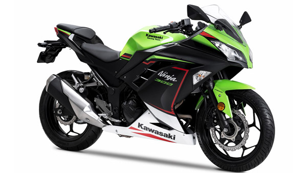 Kawasaki Ninja 300 BS6 Launched: कावासाकी निंजा 300 बीएस6 भारत में हुई लॉन्च, जानें क्या है कीमत