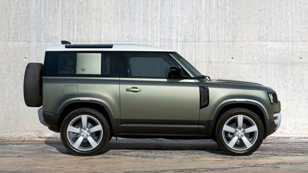 Land Rover Defender Diesel Launched: लैंड रोवर डिफेंडर डीजल इंजन में हुई लॉन्च, जानें क्या हैं कीमत