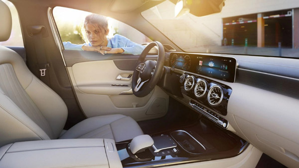 Mercedes A-Class Limousine Sold Out: मर्सिडीज बेंज ए-क्लास लिमोजिन अगले दो महीने के लिए पूरी तरह बिकी, मिली शानदार प्रतिक्रिया