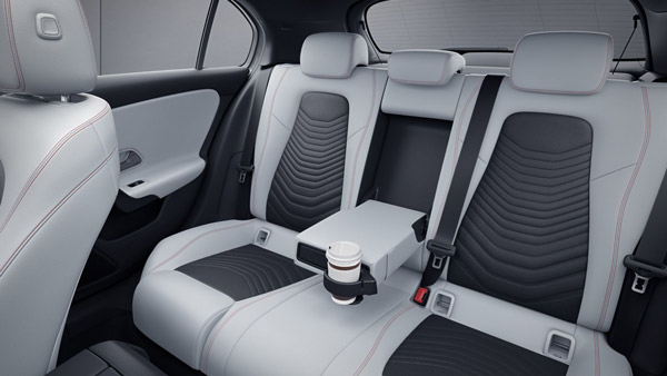 Mercedes A-Class Limousine Launched: मर्सिडीज बेंज ए-क्लास लिमोजिन भारत में हुई लॉन्च, कीमत 39.90 लाख रुपये